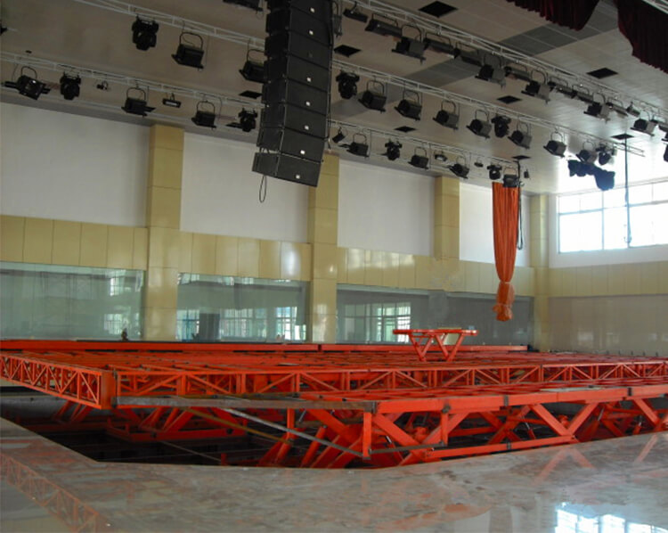 The Stepped Lifting Stage Platform